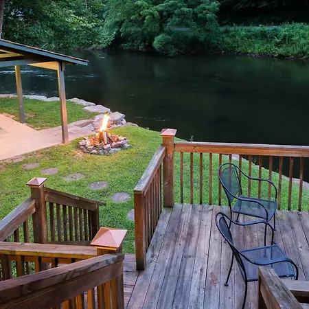 River Romance Sylva Exterior foto